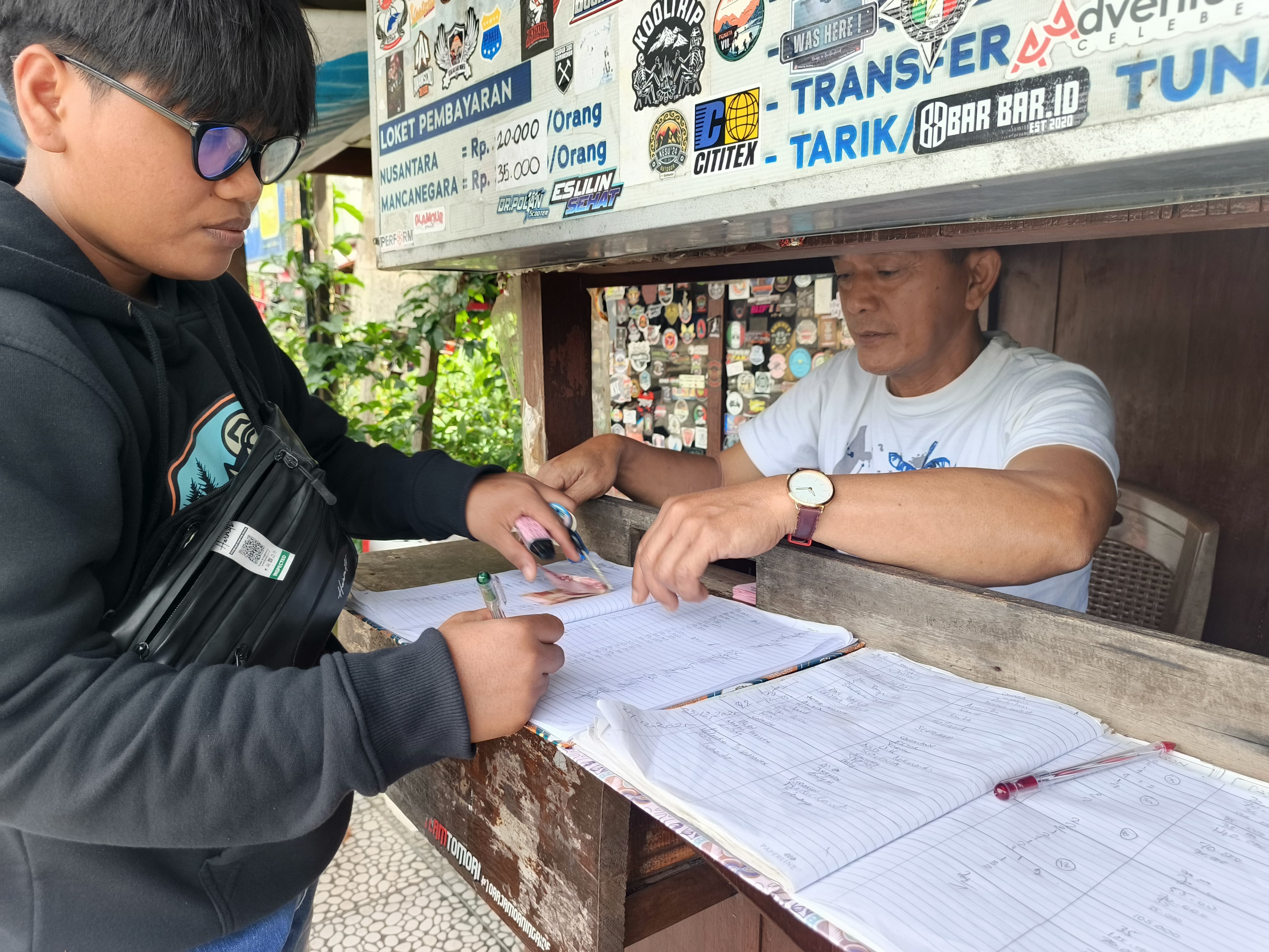 Informasi Loket dan Harga Tiket Masuk